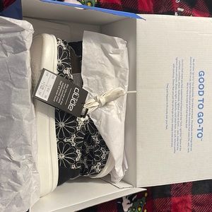 Hey Dudes Wendy Rise Black Eyelet